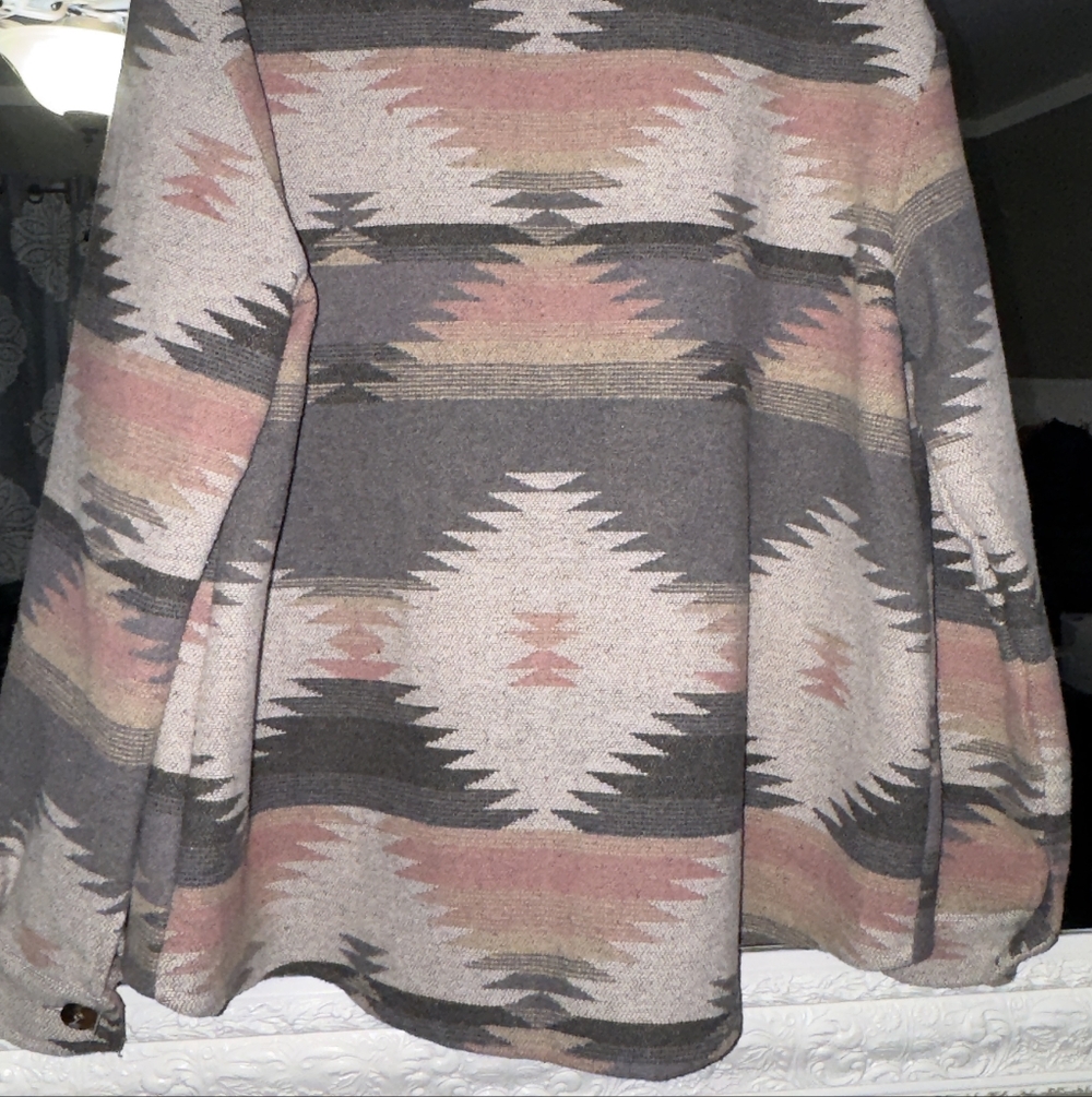 Southwestern Pattern Button-Front Shacket In Gray… - image 2